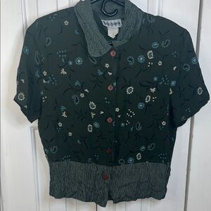 90’s M / L Floral Button-Up Blouse green top cottagecore granny focus studio